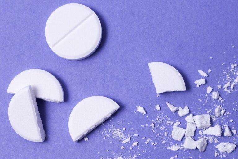 What Happens If You Snort Hydrocodone - Alt Text